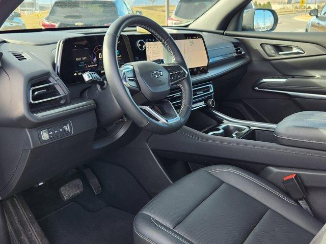 used 2025 Chevrolet Traverse car, priced at $39,949