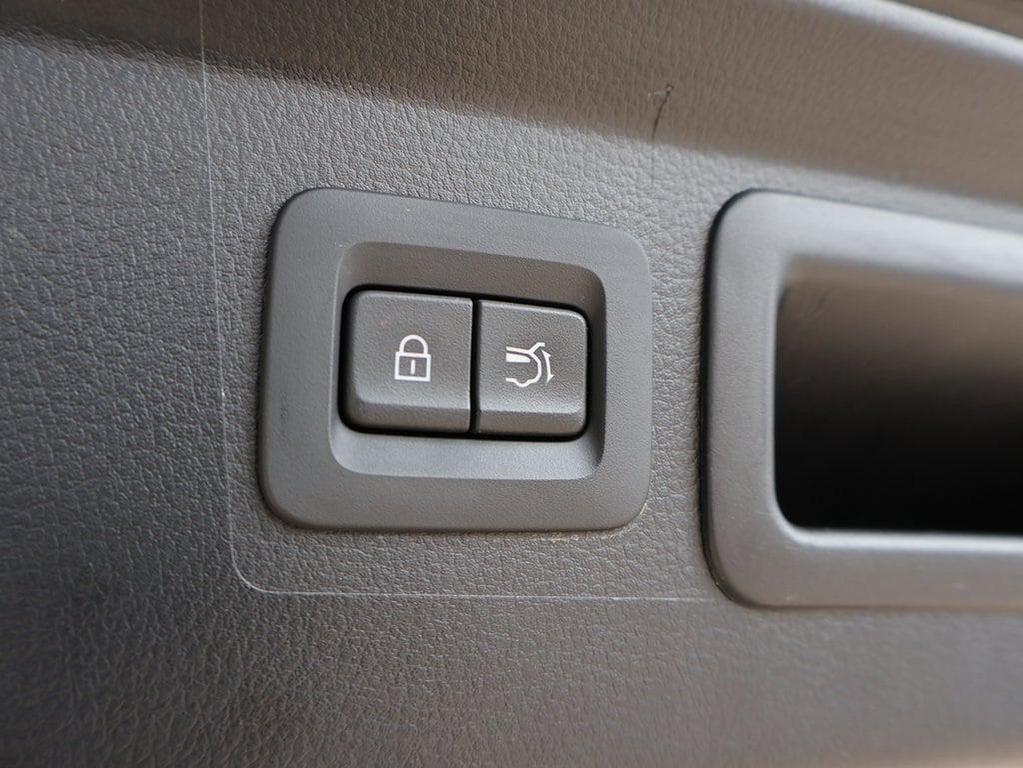 used 2024 Mazda CX-50 car, priced at $22,300