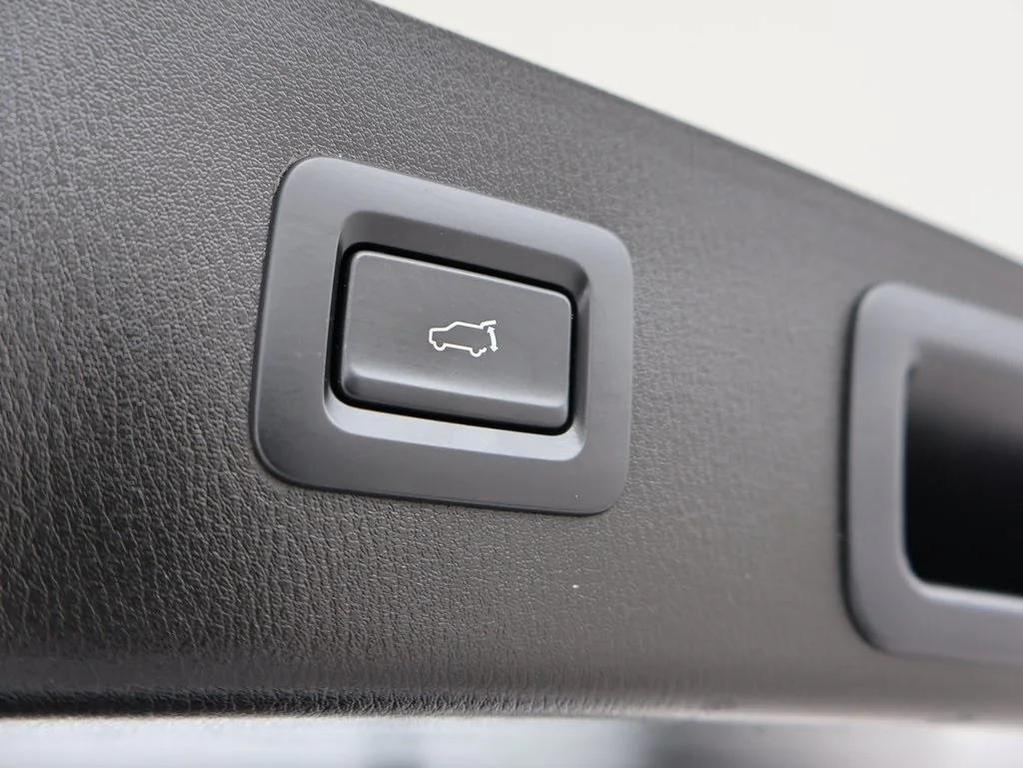 used 2023 Mazda CX-5 car, priced at $23,997