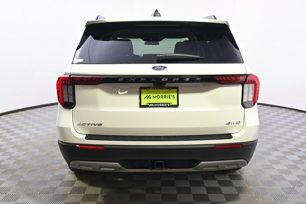 new 2025 Ford Explorer car, priced at $49,463