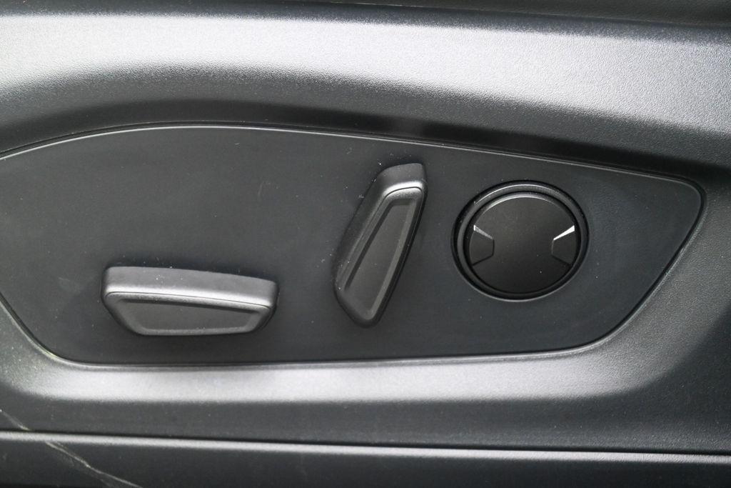 new 2025 Ford Explorer car, priced at $49,463