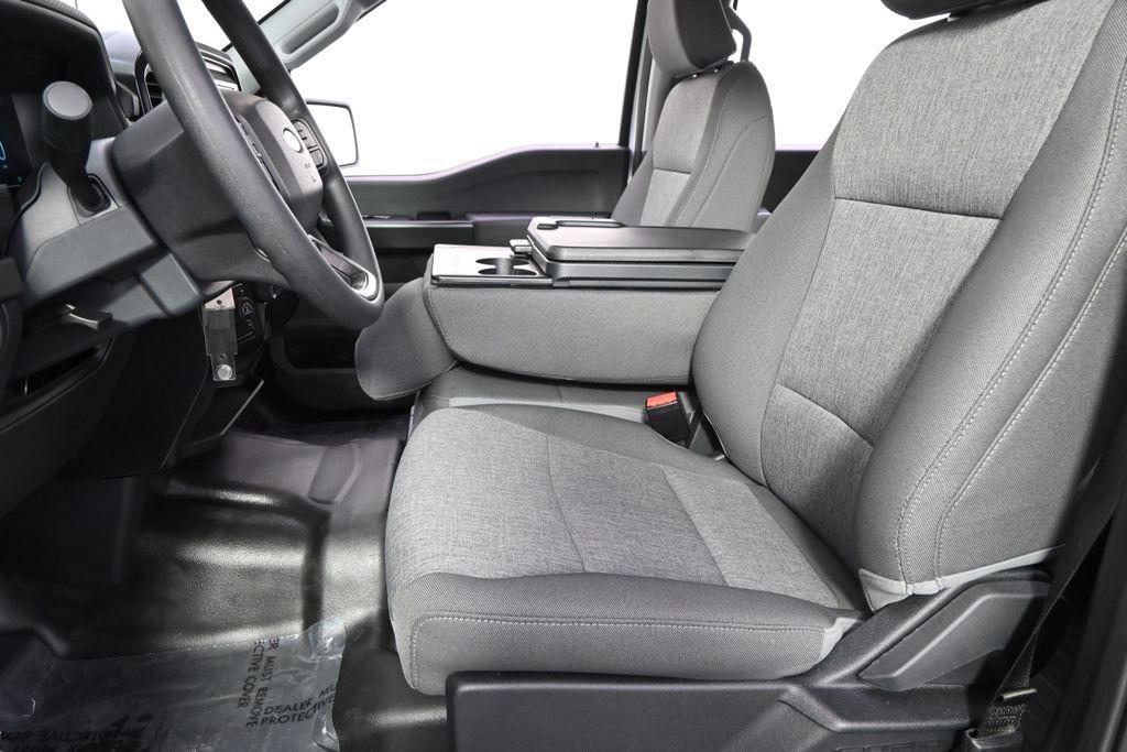 new 2025 Ford F-150 car, priced at $43,199