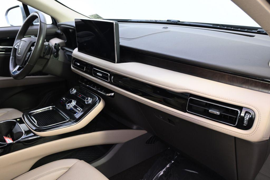 used 2023 Lincoln Nautilus car, priced at $37,744
