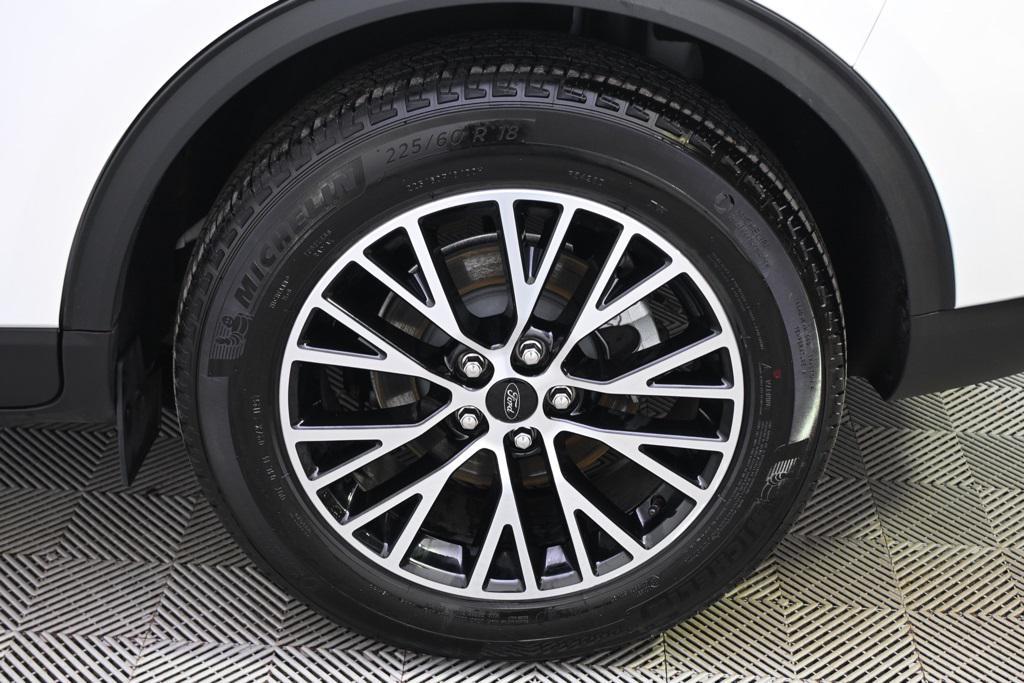 new 2025 Ford Escape PHEV car, priced at $39,750