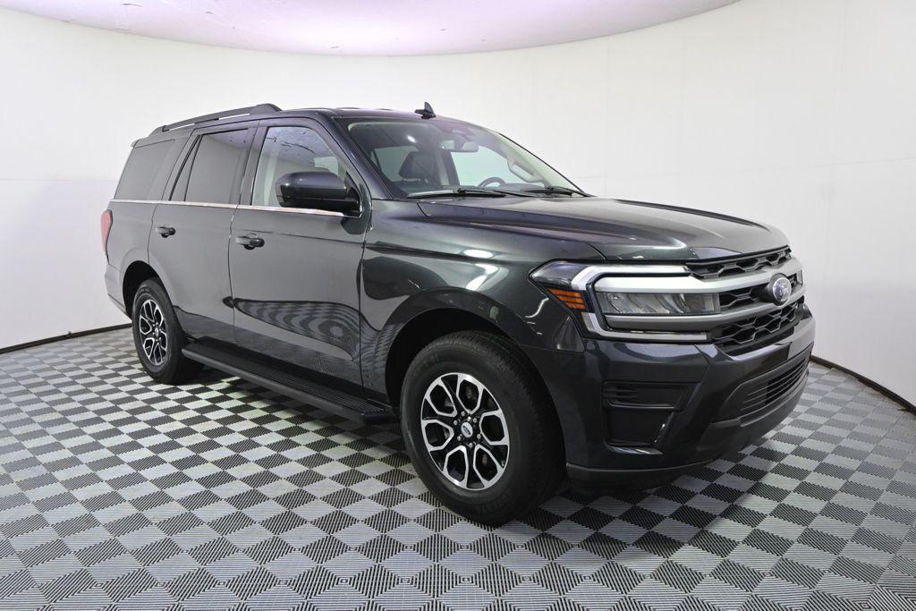used 2024 Ford Expedition car, priced at $39,844