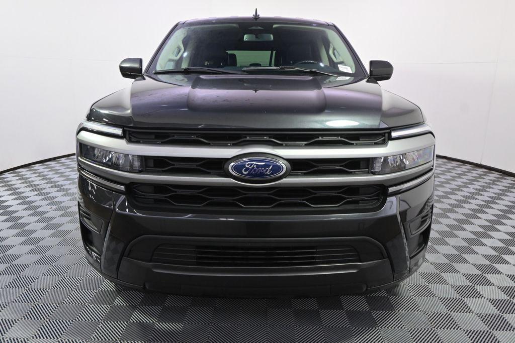 used 2024 Ford Expedition car, priced at $39,844