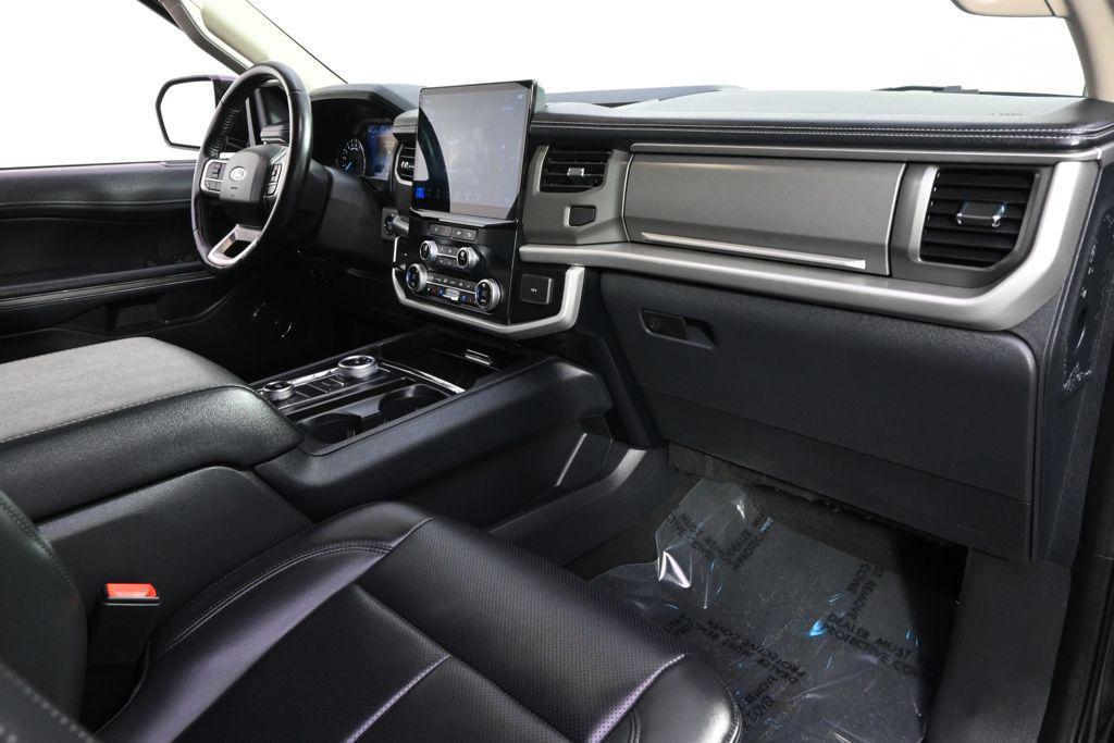 used 2024 Ford Expedition car, priced at $39,844