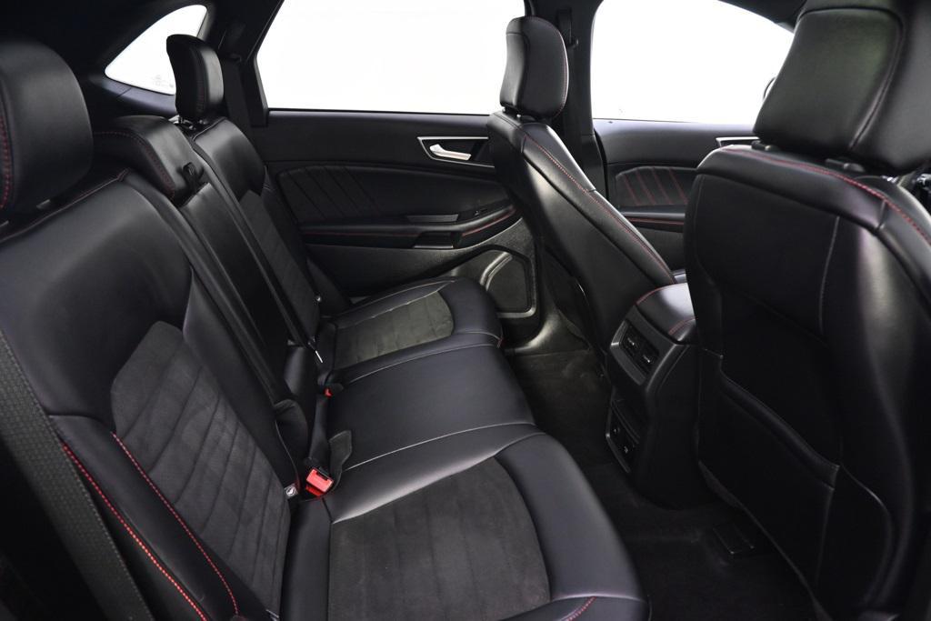 used 2024 Ford Edge car, priced at $29,197