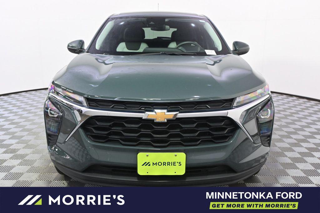 used 2025 Chevrolet Trax car, priced at $20,344
