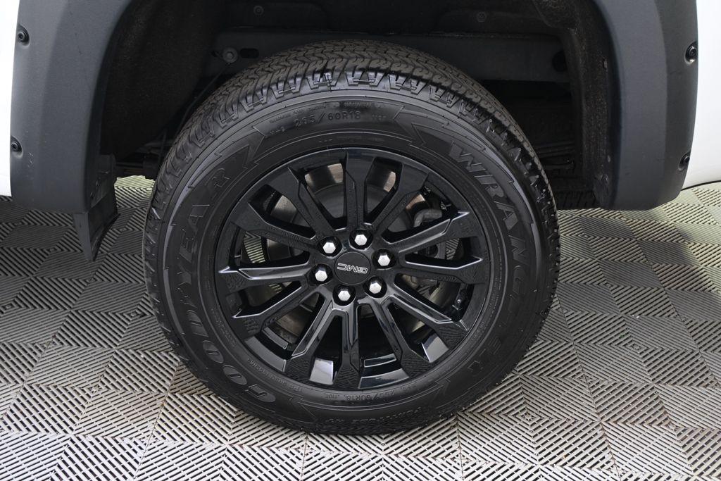used 2022 GMC Canyon car, priced at $29,844