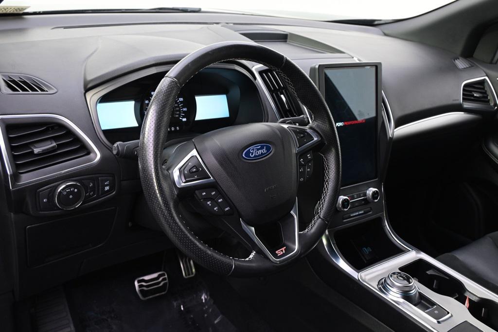 used 2022 Ford Edge car, priced at $28,779