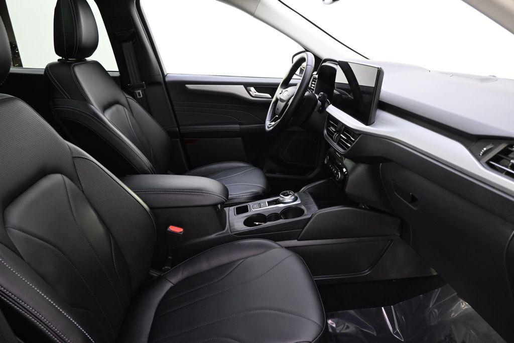new 2025 Ford Escape PHEV car, priced at $36,585