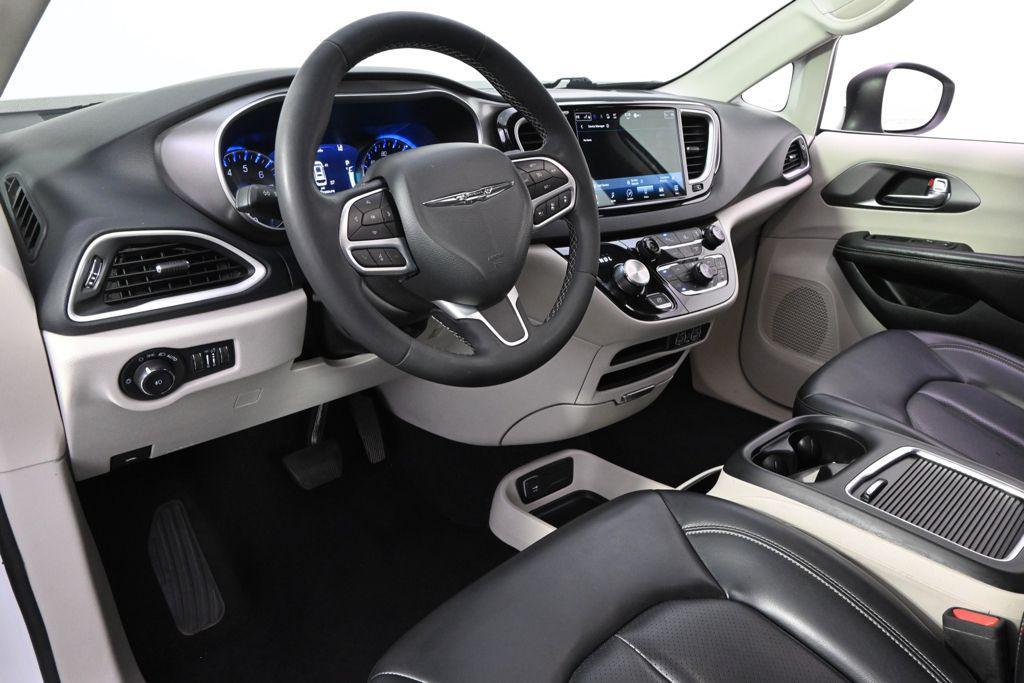 used 2023 Chrysler Pacifica car, priced at $22,944