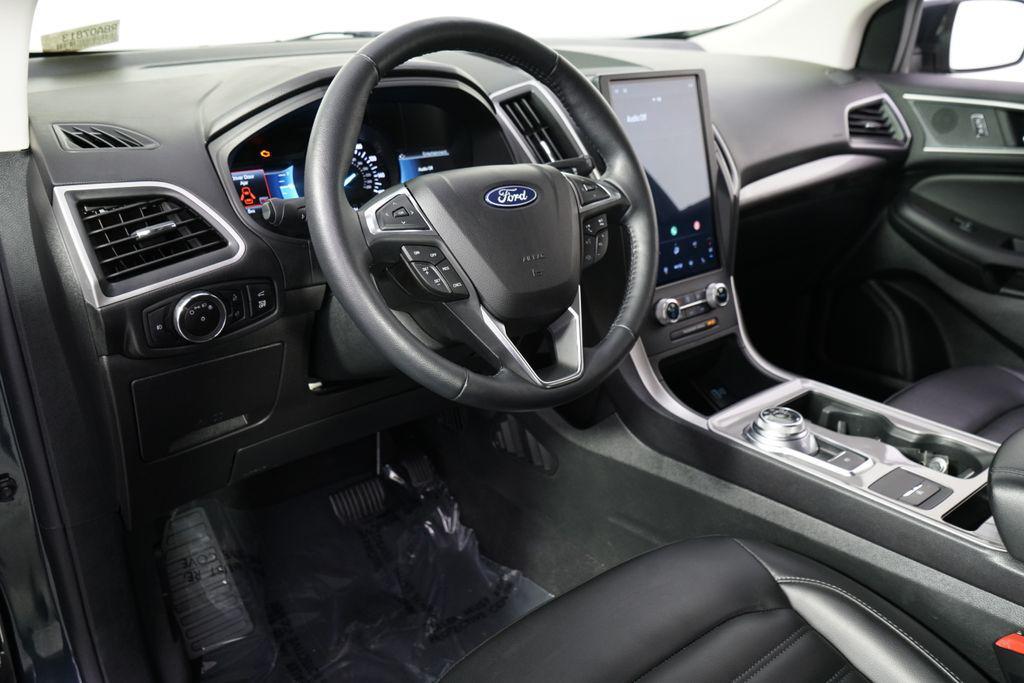 used 2024 Ford Edge car, priced at $29,844