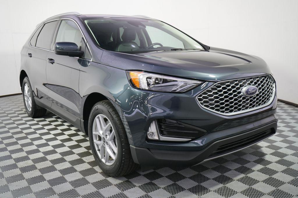 used 2024 Ford Edge car, priced at $29,844