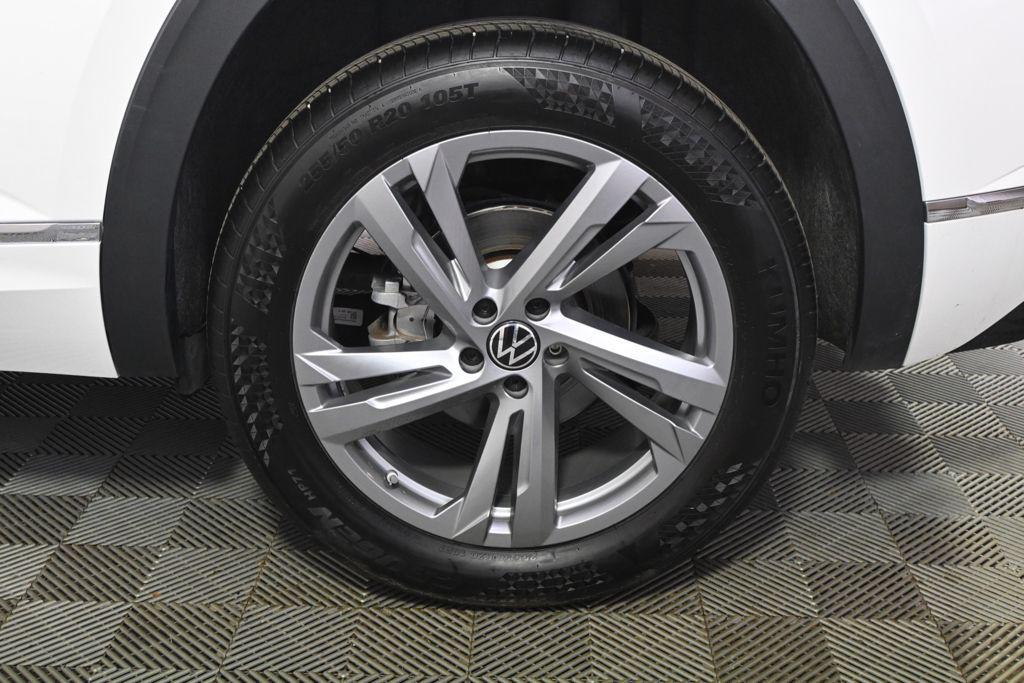 used 2024 Volkswagen Atlas Cross Sport car, priced at $35,998