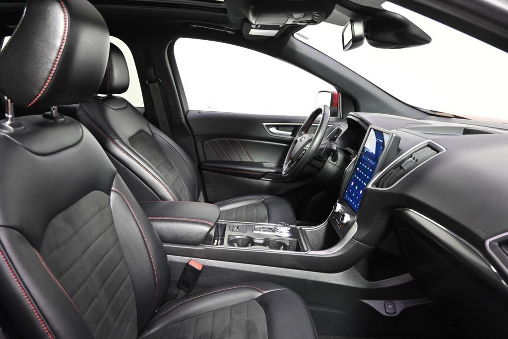 used 2022 Ford Edge car, priced at $26,898