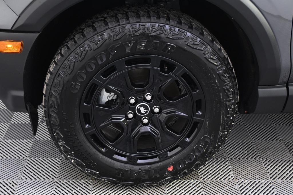 new 2025 Ford Bronco Sport car, priced at $40,323