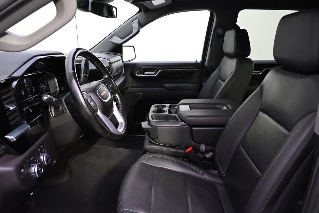 used 2024 GMC Sierra 1500 car, priced at $39,144