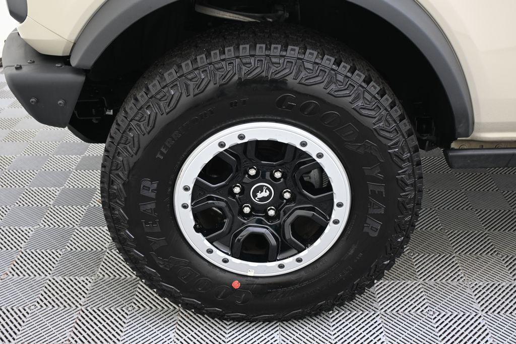 new 2025 Ford Bronco car, priced at $52,593