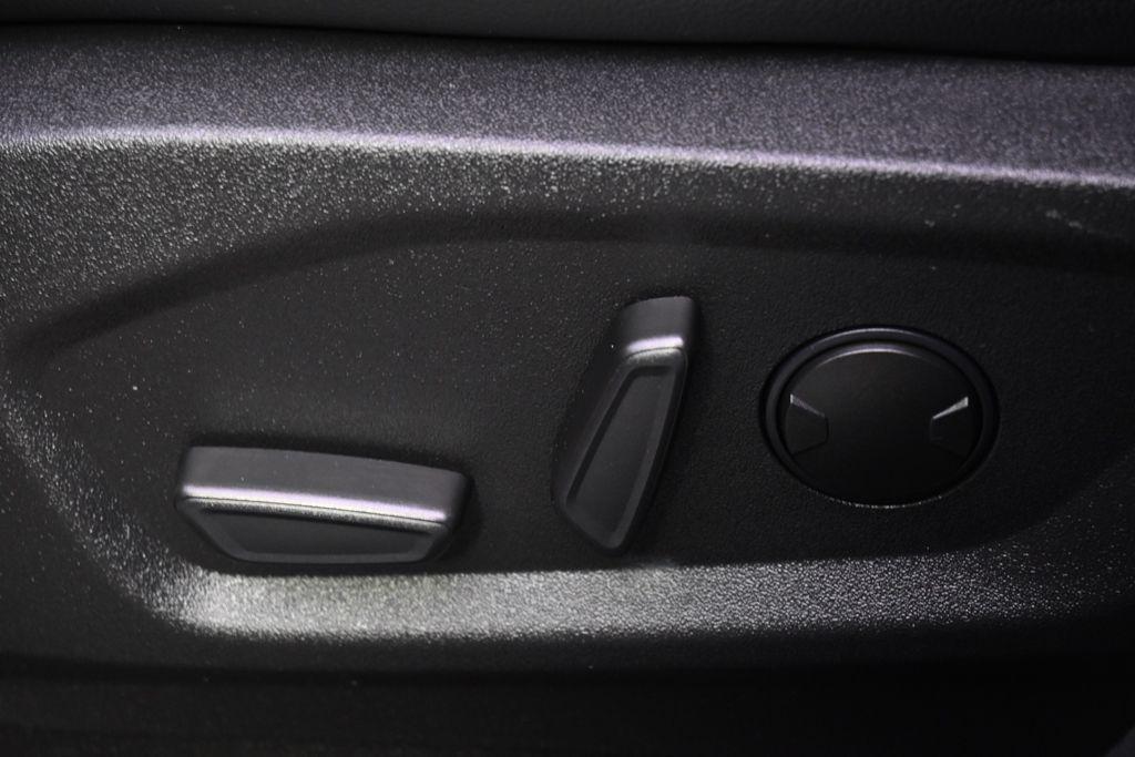 used 2023 Ford Edge car, priced at $23,844