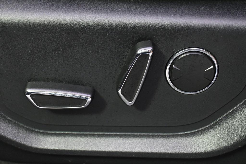 used 2016 Ford F-150 car, priced at $22,998