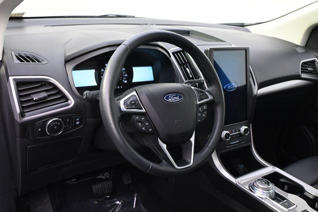 used 2024 Ford Edge car, priced at $28,344