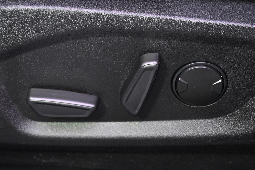 used 2024 Ford Edge car, priced at $28,344