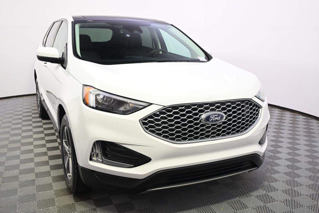 used 2024 Ford Edge car, priced at $28,344
