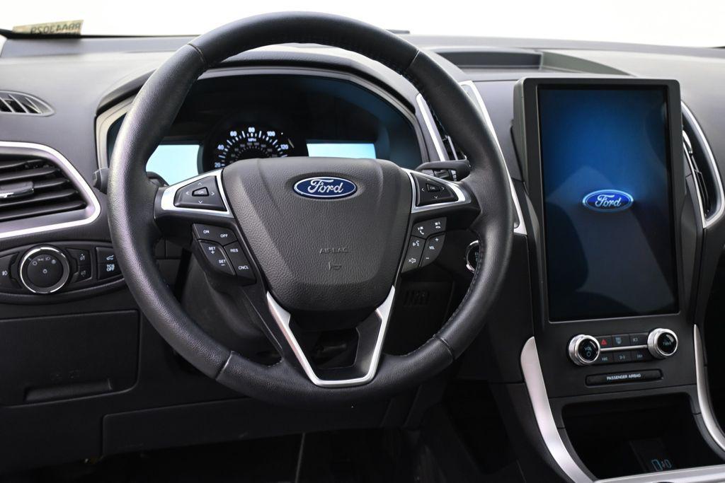 used 2024 Ford Edge car, priced at $28,344