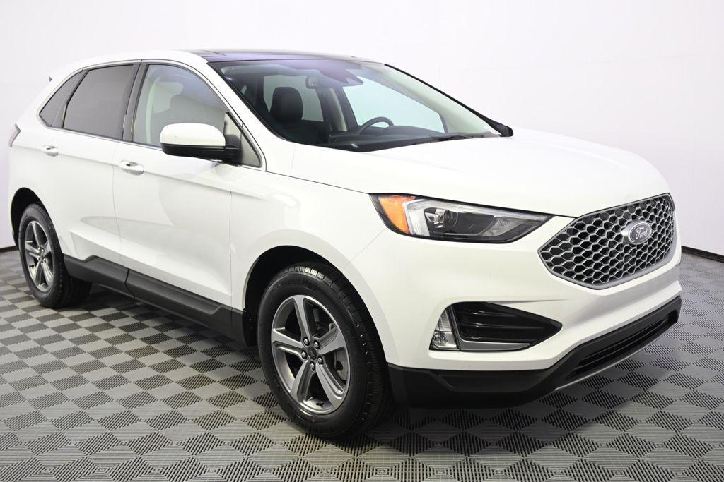 used 2024 Ford Edge car, priced at $28,344