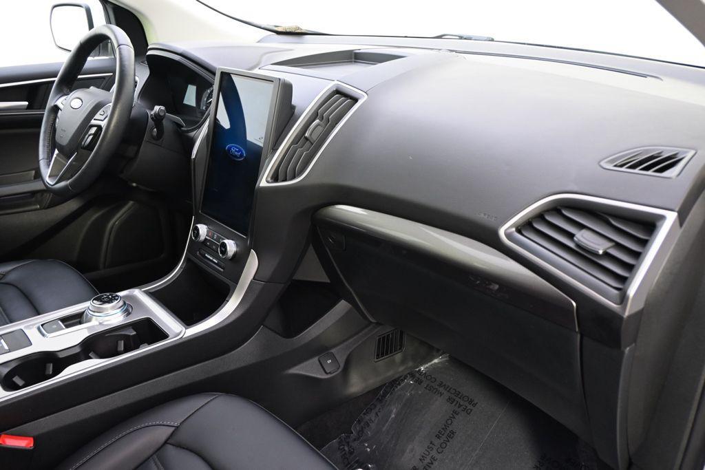 used 2024 Ford Edge car, priced at $28,344