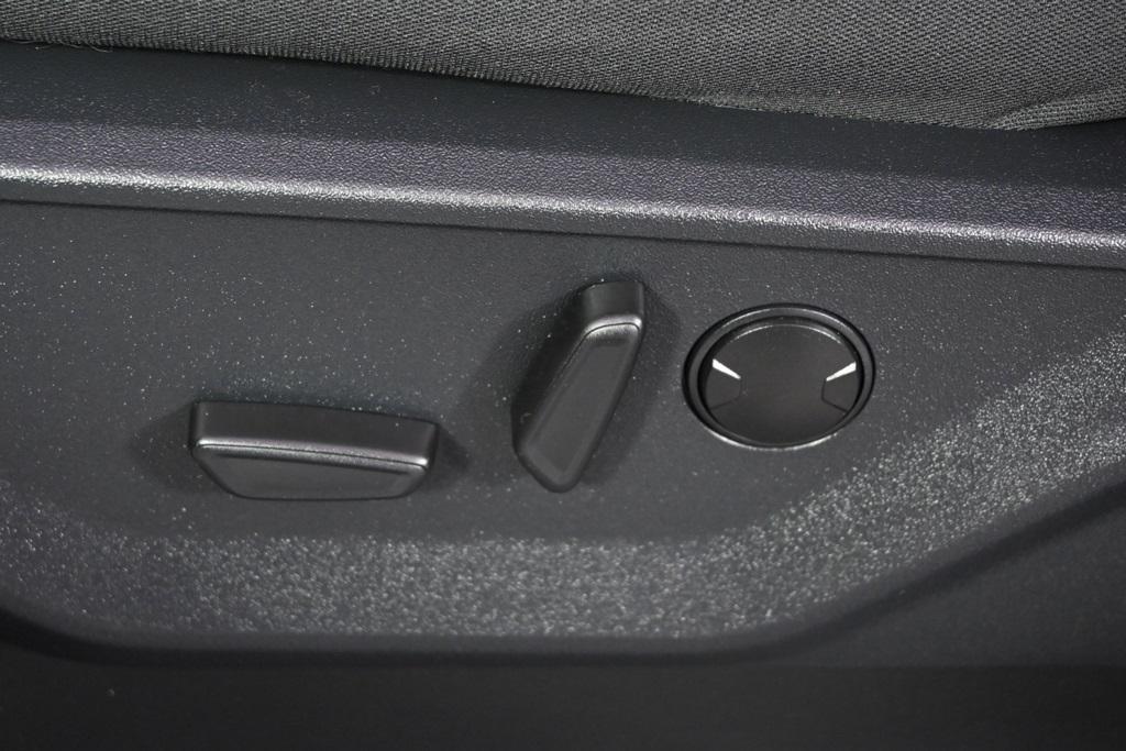 new 2025 Ford F-150 car, priced at $52,445