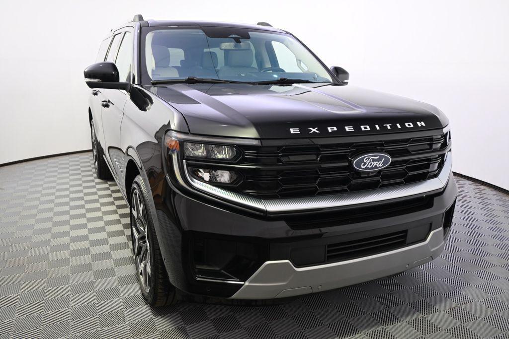 used 2025 Ford Expedition Max car, priced at $74,348
