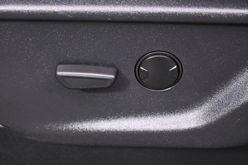 used 2025 Ford F-150 car, priced at $46,994