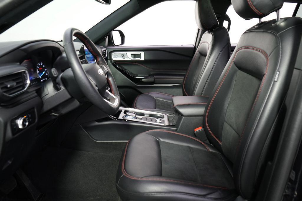 used 2023 Ford Explorer car, priced at $35,344