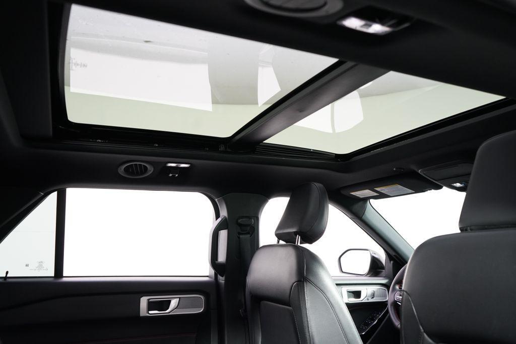 used 2023 Ford Explorer car, priced at $35,344