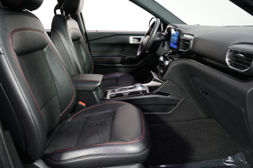 used 2023 Ford Explorer car, priced at $35,344