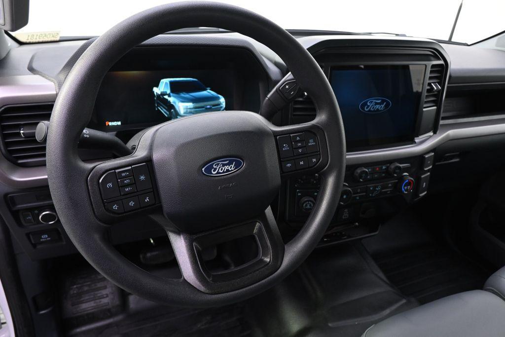 new 2025 Ford F-150 car, priced at $41,991