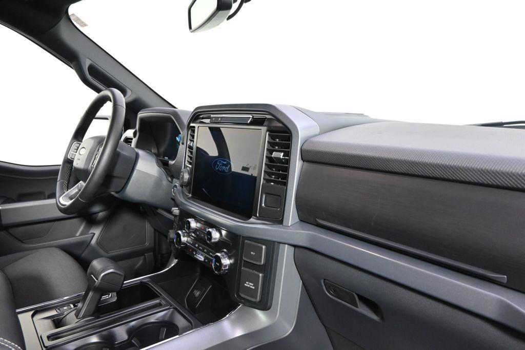 new 2025 Ford F-150 car, priced at $50,562