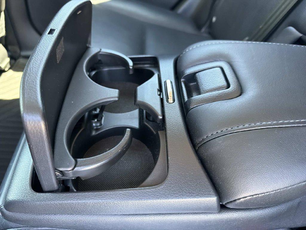 Lexus RX view 12