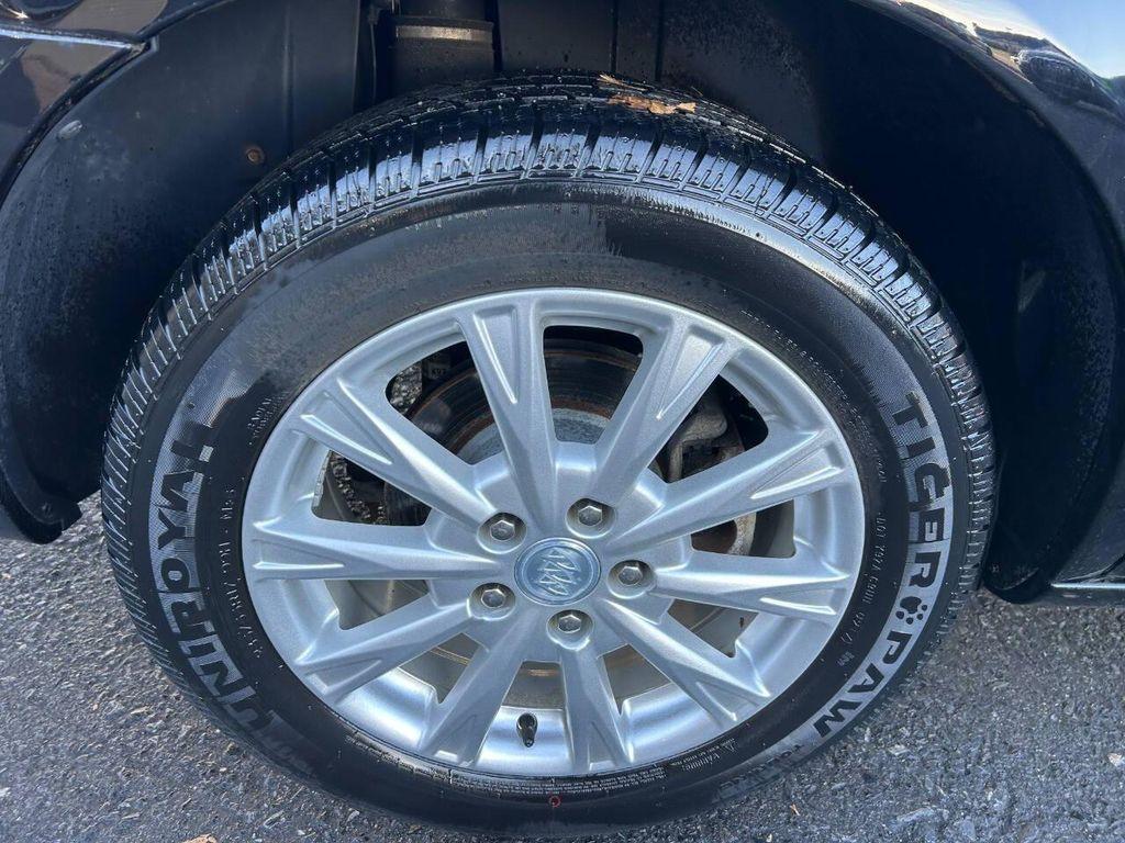 used 2009 Buick Lucerne car, priced at $7,750