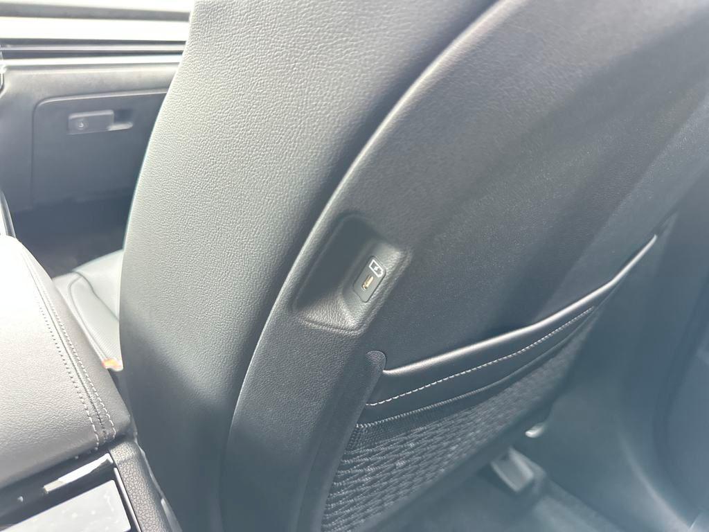 new 2025 Kia Sorento car, priced at $45,333