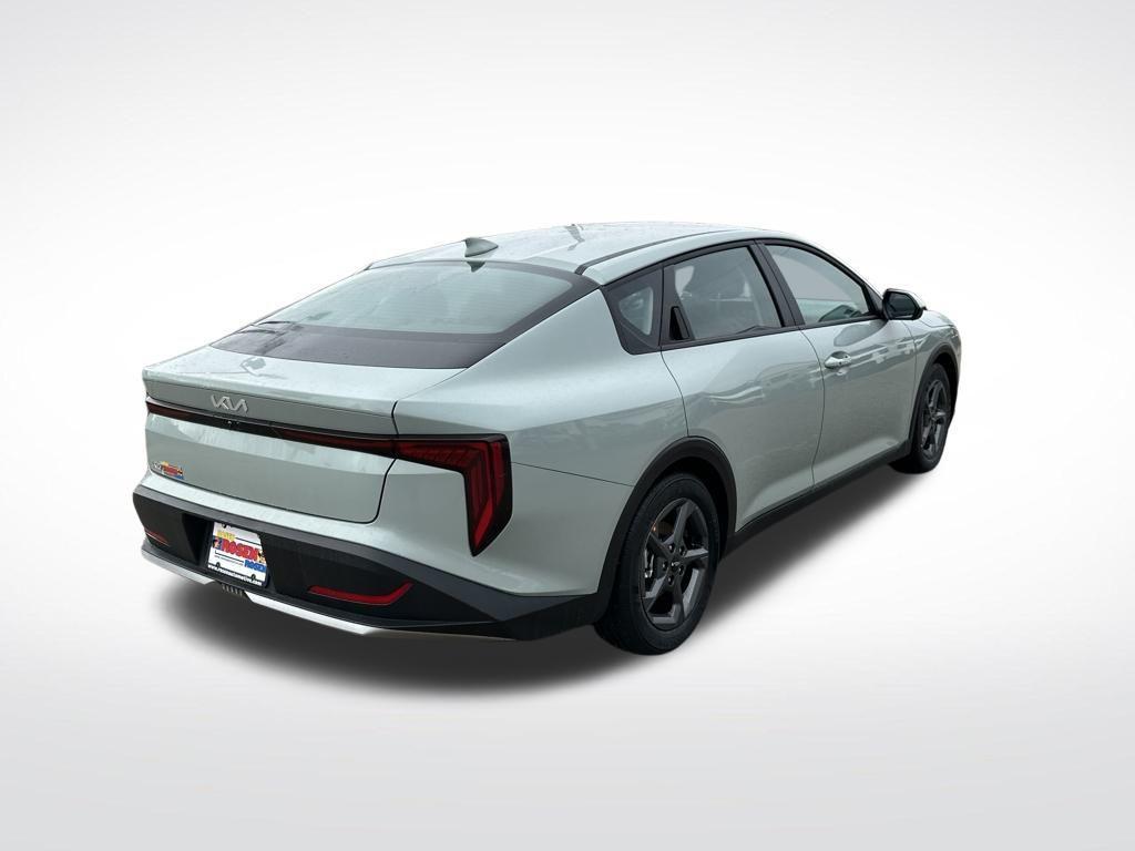 new 2025 Kia K4 car, priced at $22,976