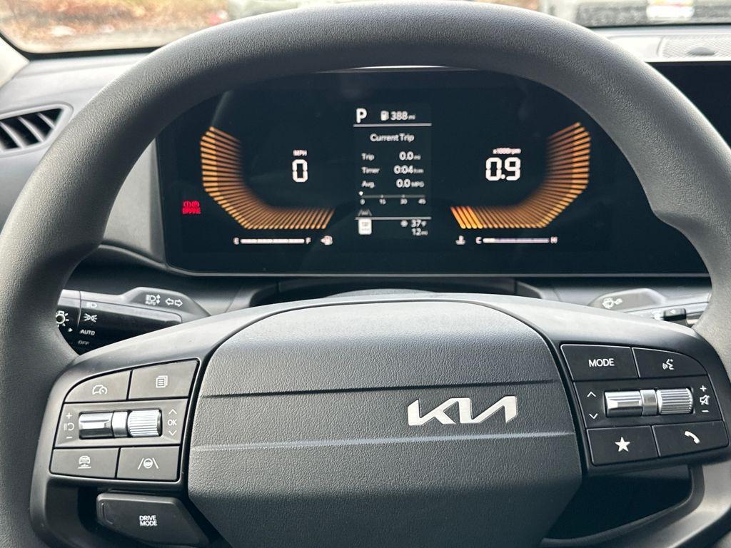 new 2025 Kia K4 car, priced at $22,976