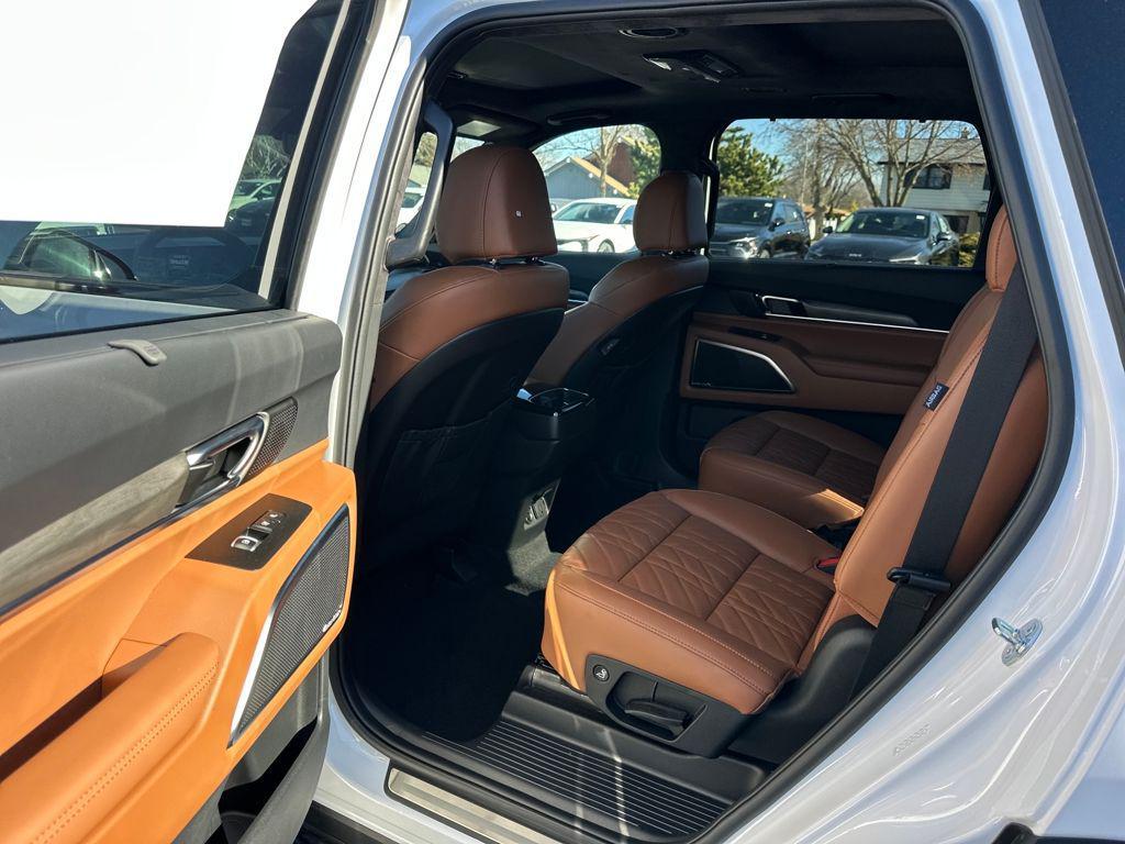 new 2025 Kia Telluride car, priced at $51,447