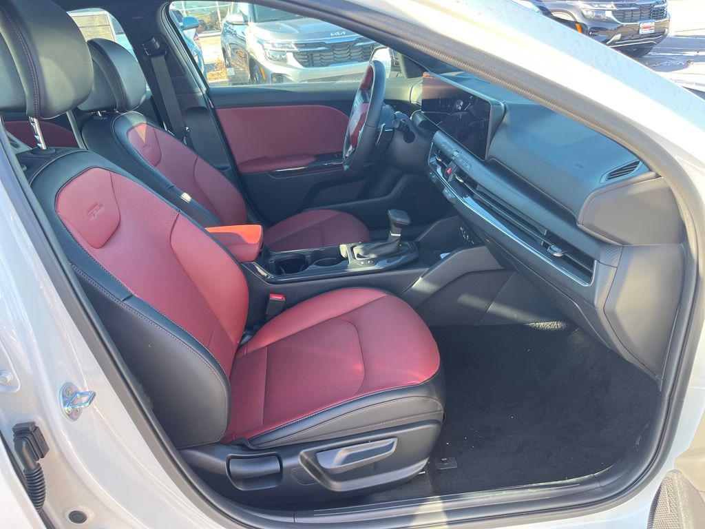 new 2025 Kia K4 car, priced at $30,566