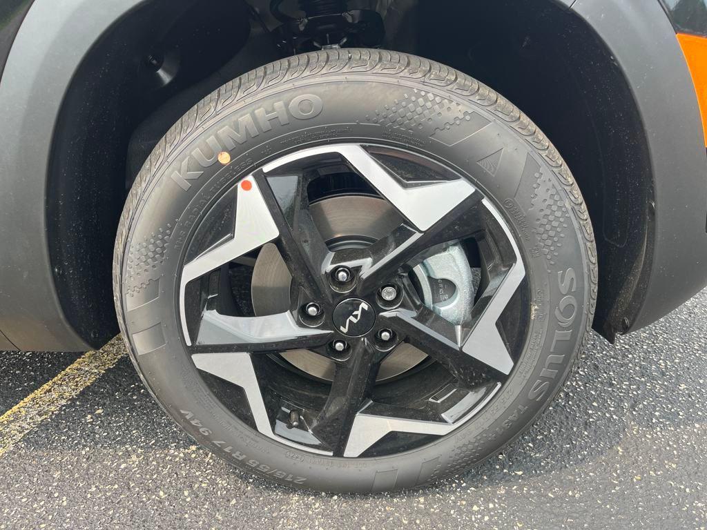 new 2025 Kia Seltos car, priced at $26,188