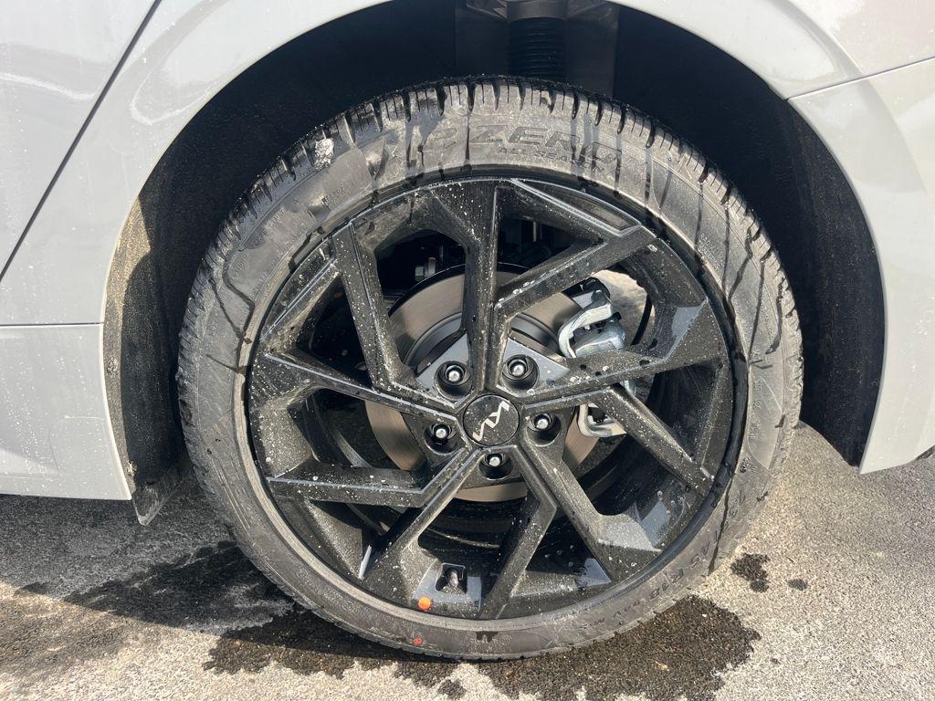 new 2026 Kia K5 car, priced at $32,172