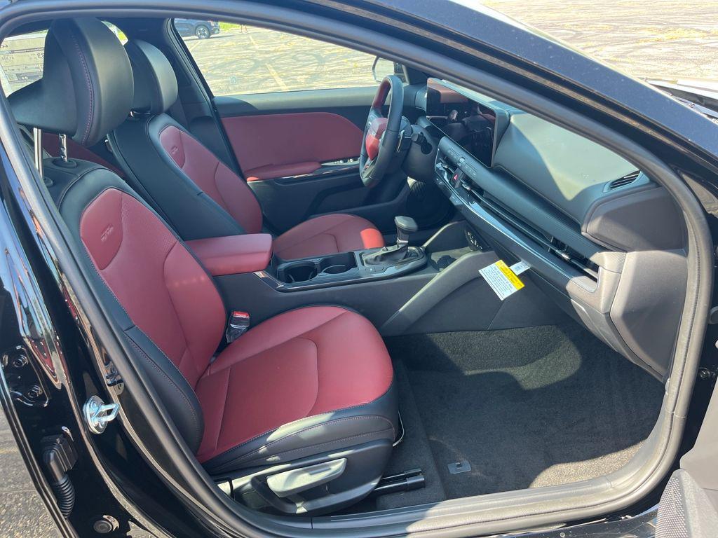 new 2025 Kia K4 car, priced at $27,227